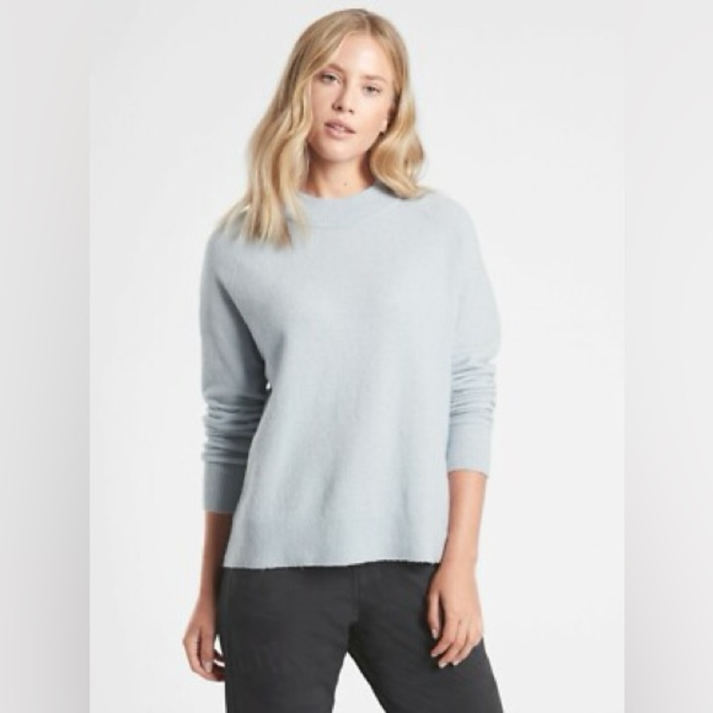 Athleta Merino Wool Extra Fine Hawthorn Crew Neck Sweater Womens Blue Size XS